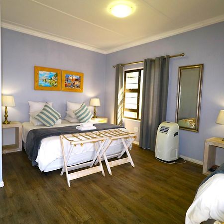 Tiende Laan Bed & Breakfast And Self-Catering Walvis Bay Extérieur photo