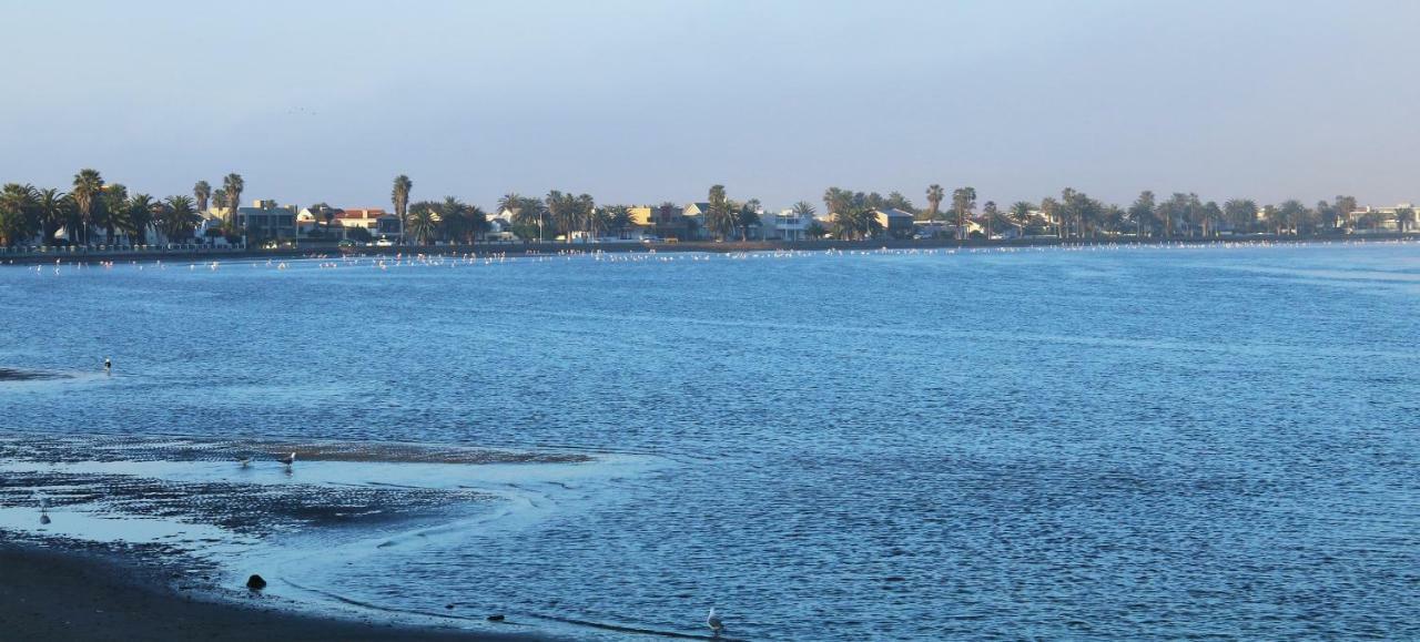 Tiende Laan Bed & Breakfast And Self-Catering Walvis Bay Extérieur photo