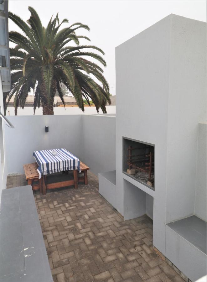 Tiende Laan Bed & Breakfast And Self-Catering Walvis Bay Extérieur photo