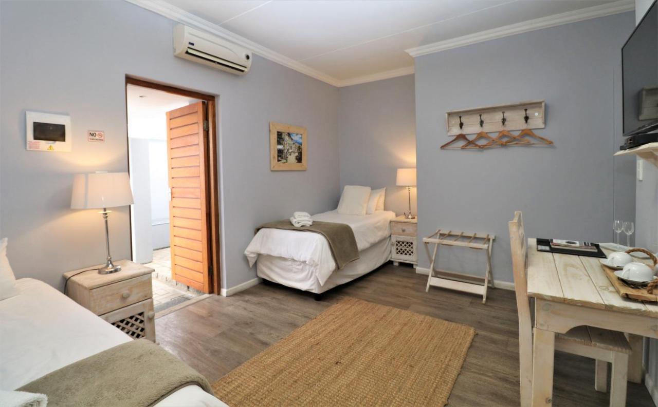Tiende Laan Bed & Breakfast And Self-Catering Walvis Bay Extérieur photo